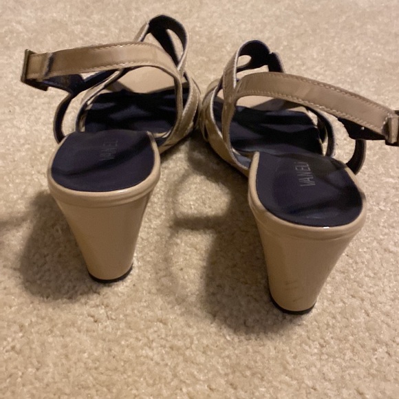 Vaneli patent leather edge sandal size 11 - Picture 3 of 5